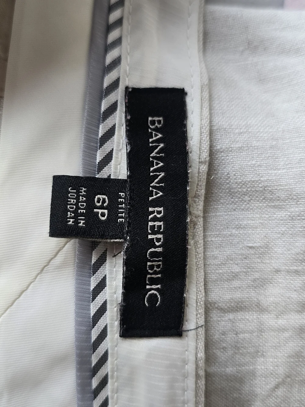 Banana Republic 100% Linen Ankle Pants Size 6P Color Natural Business Casual